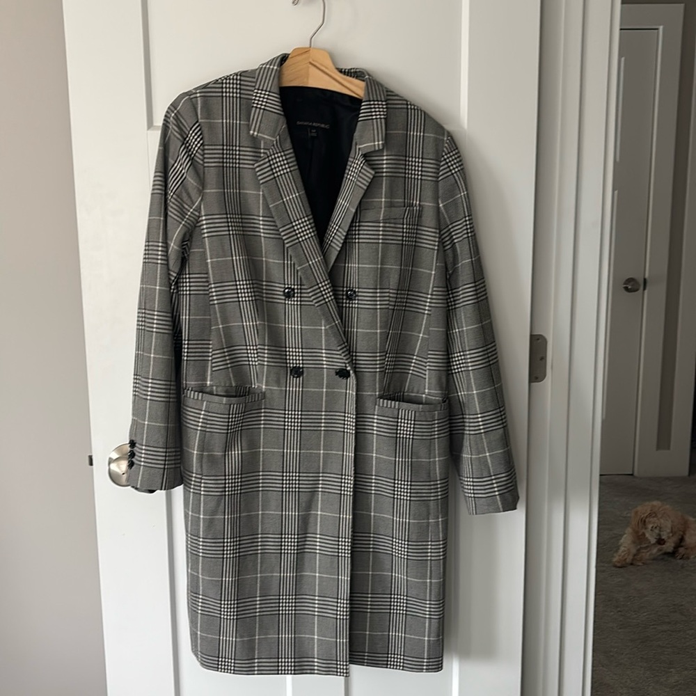 Make An Offer! Banana Republic Long Blazer!